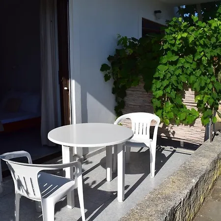 Diomare Apartman Kipszéli